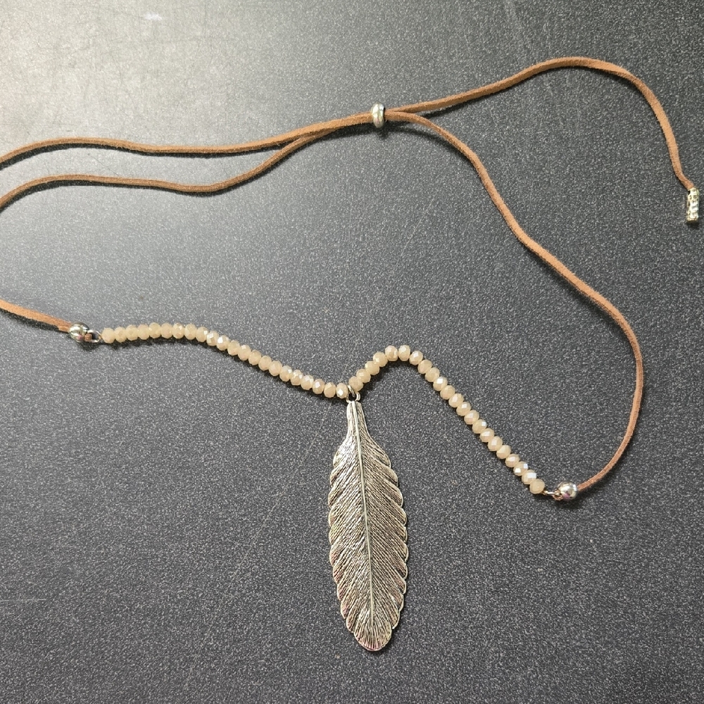 Silver Feather Pendant Necklace